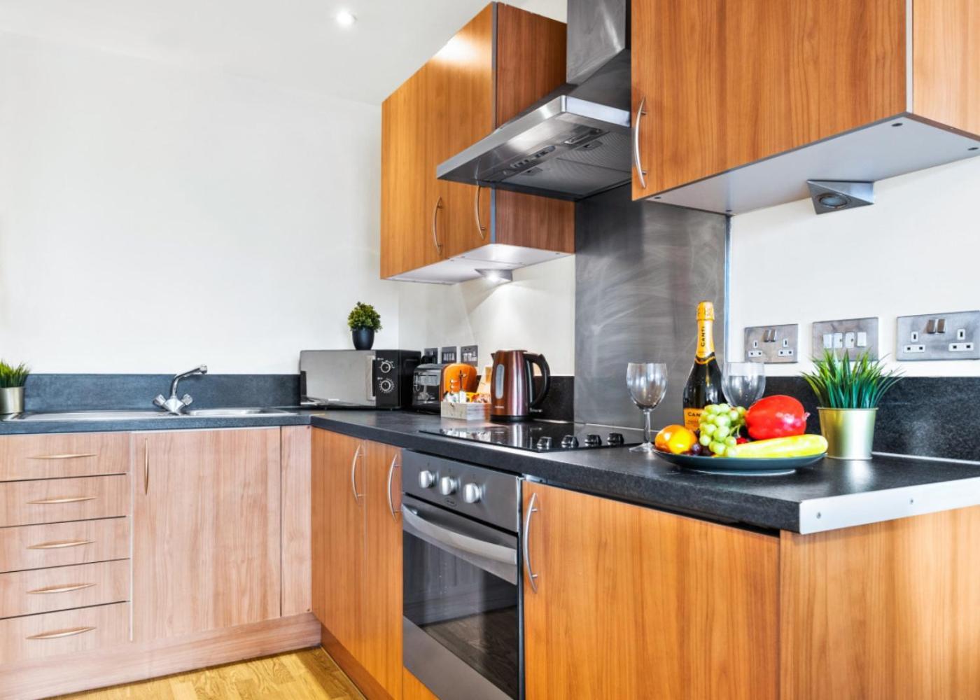 Chinatown - One Bed - Balcony - Secure Parking - Fast Wifi - Birmingham City Centre - 49A Экстерьер фото